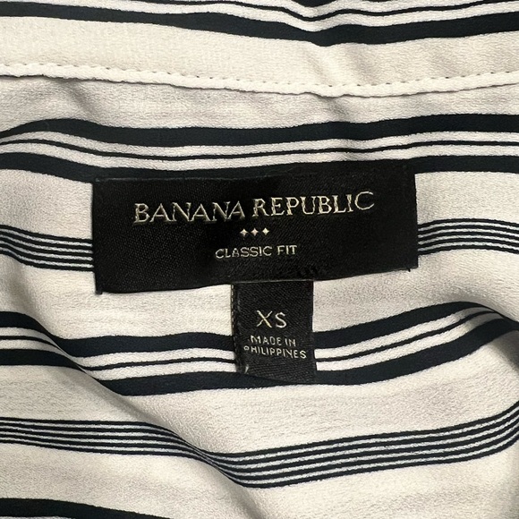 Banana Republic White & Navy Striped Sleeveless Button Down Shirt XS - Picture 6 of 8